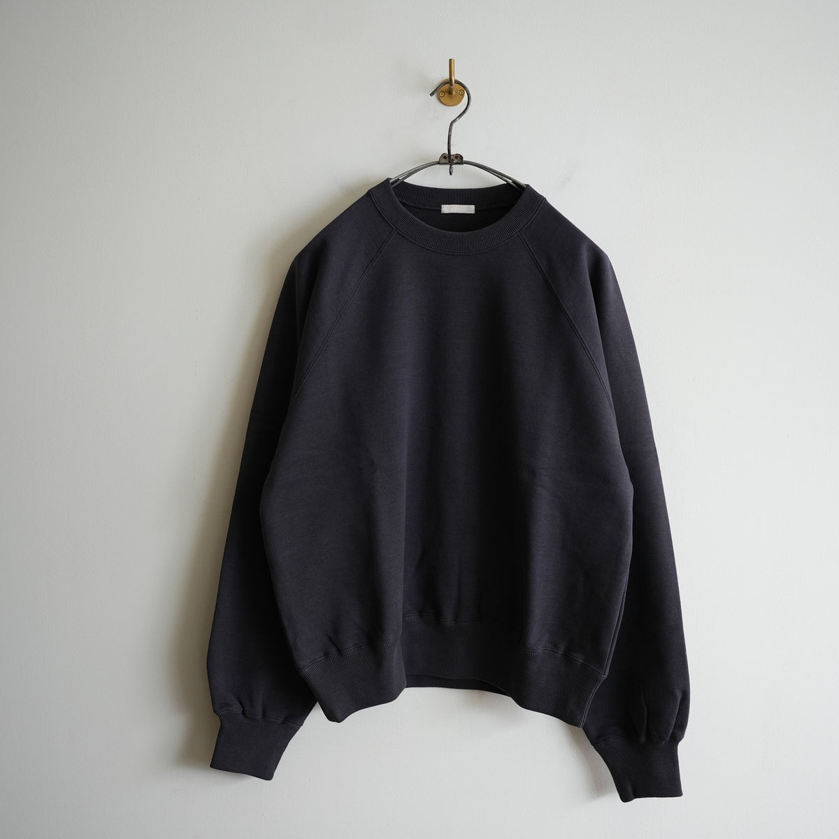 ULTERIOR FADED SILKY TERRY SWEAT SHIRT BLK
