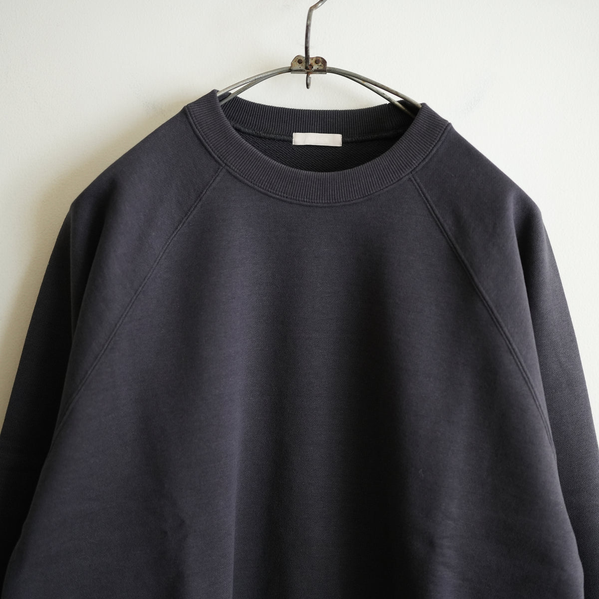 ULTERIOR FADED SILKY TERRY SWEAT SHIRT BLK