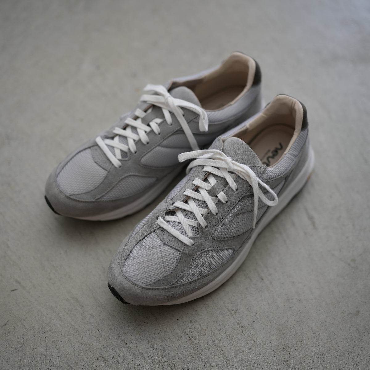 Neutra HAKONE V.2 PRM WARP GRAY