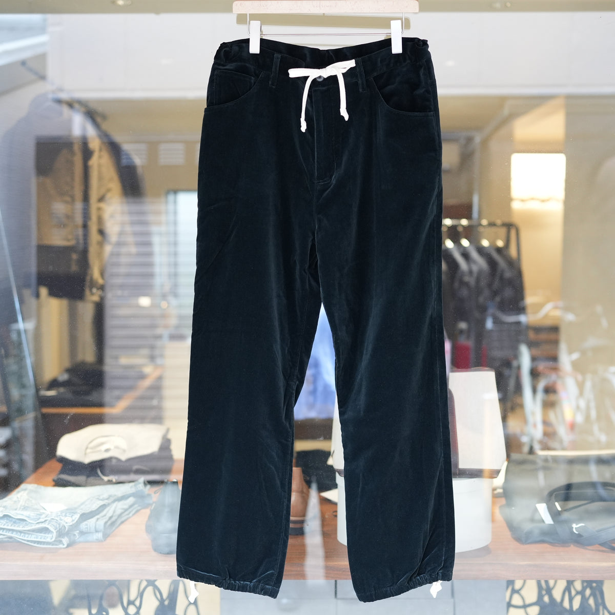 BLACKBIRD VELVET TRACK PANTS