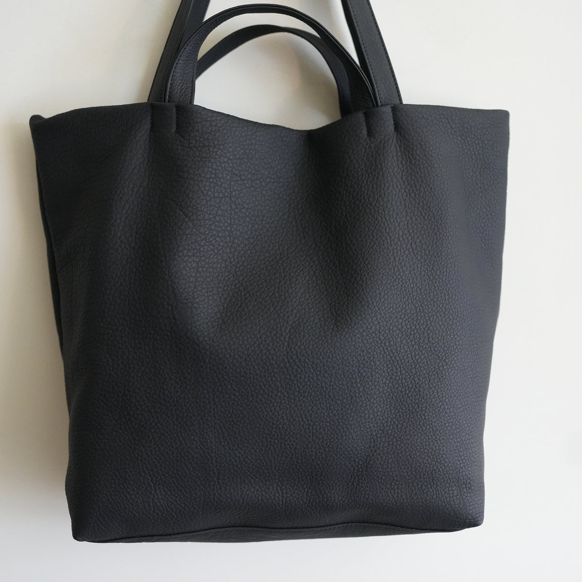 ERA. EO SHRINK MERCH TOTE BAG BLK