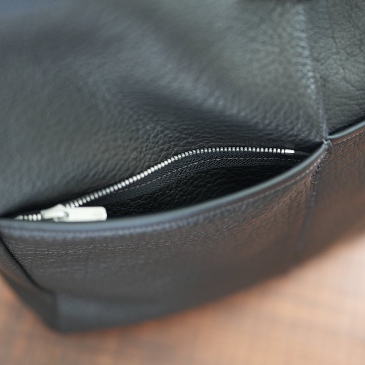 Post Production BUFFALO LEATHER 2 POCKET TOTE BAG