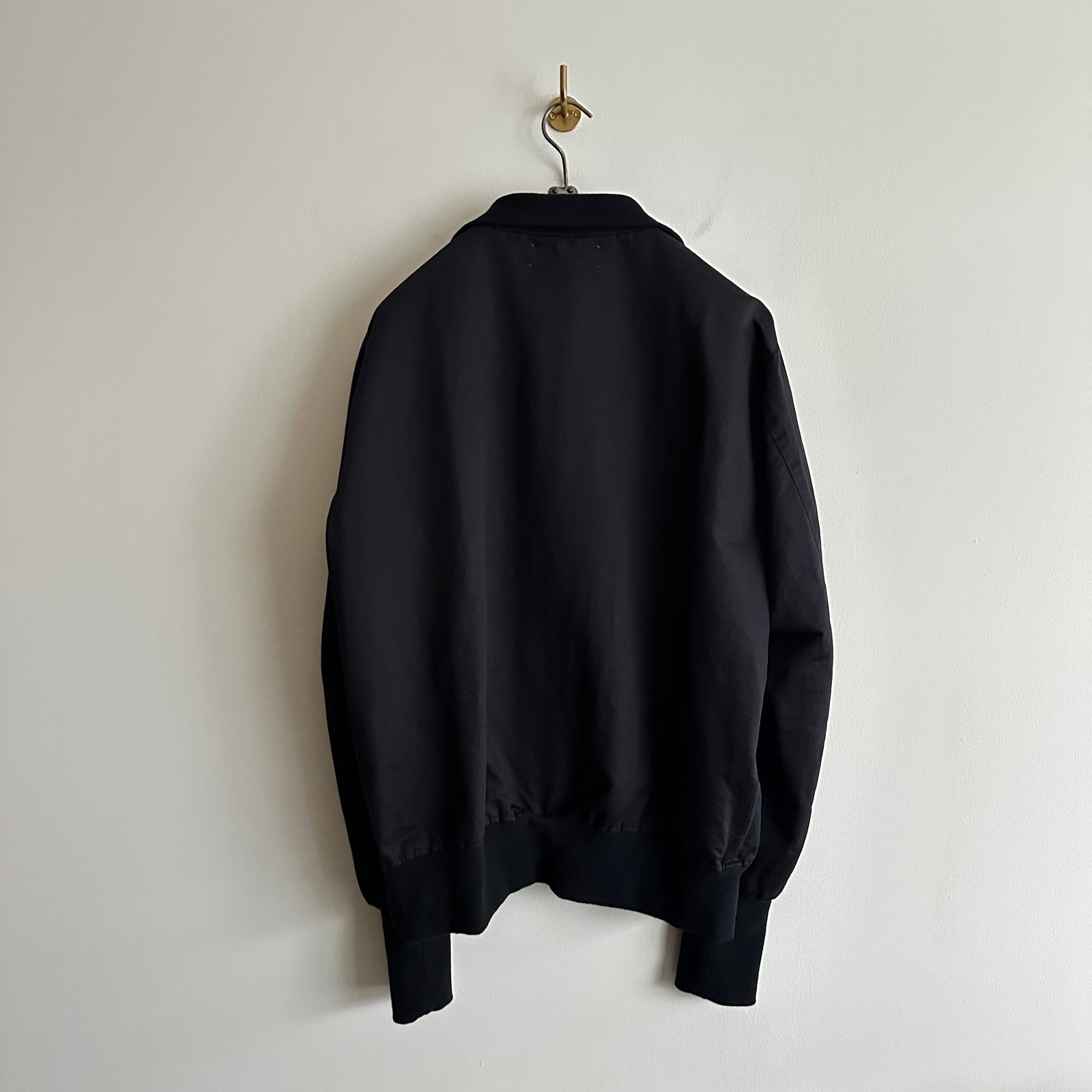 barbell object fit jkt – RASSEMBLE