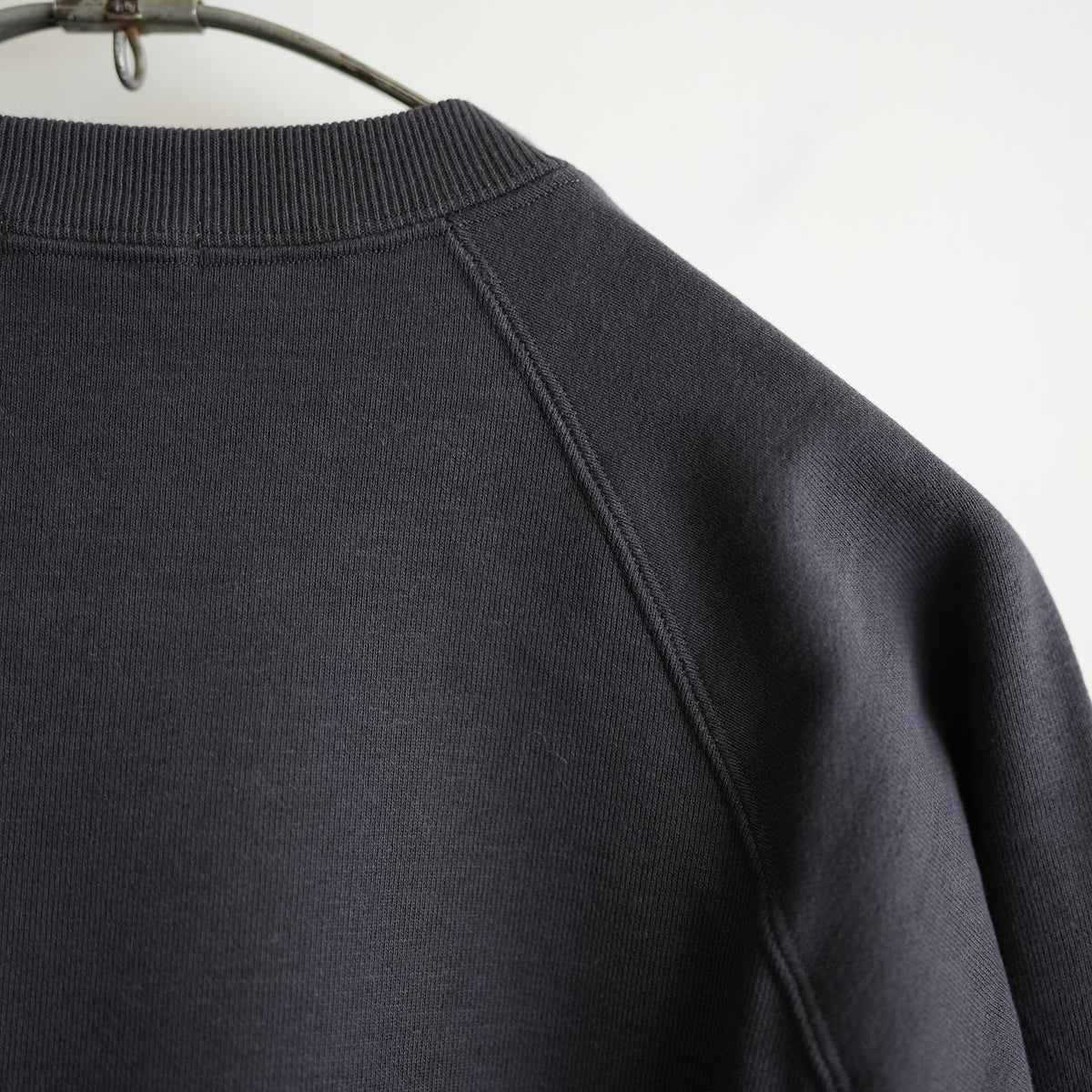 ULTERIOR FADED SILKY TERRY SWEAT SHIRT BLK