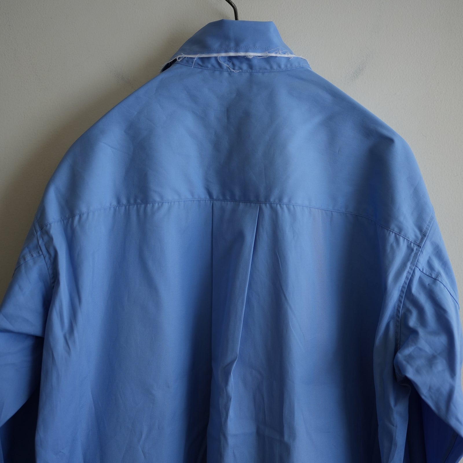 ANCELLM HIGHT COUNT FRAYED OVER SHIRT – RASSEMBLE