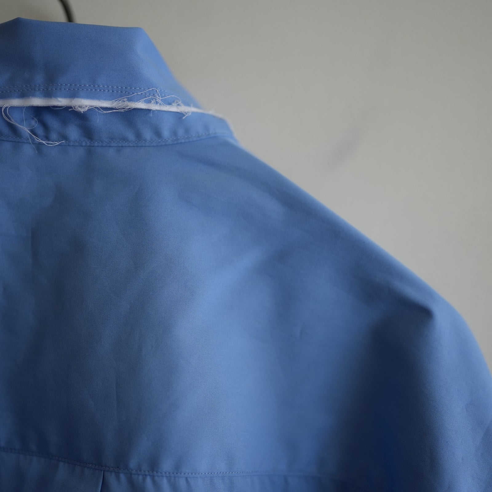 HIGH-COUNT FRAYED OVER SHIRT(BLUE) Exal-Cotton Sky Blue Oversized