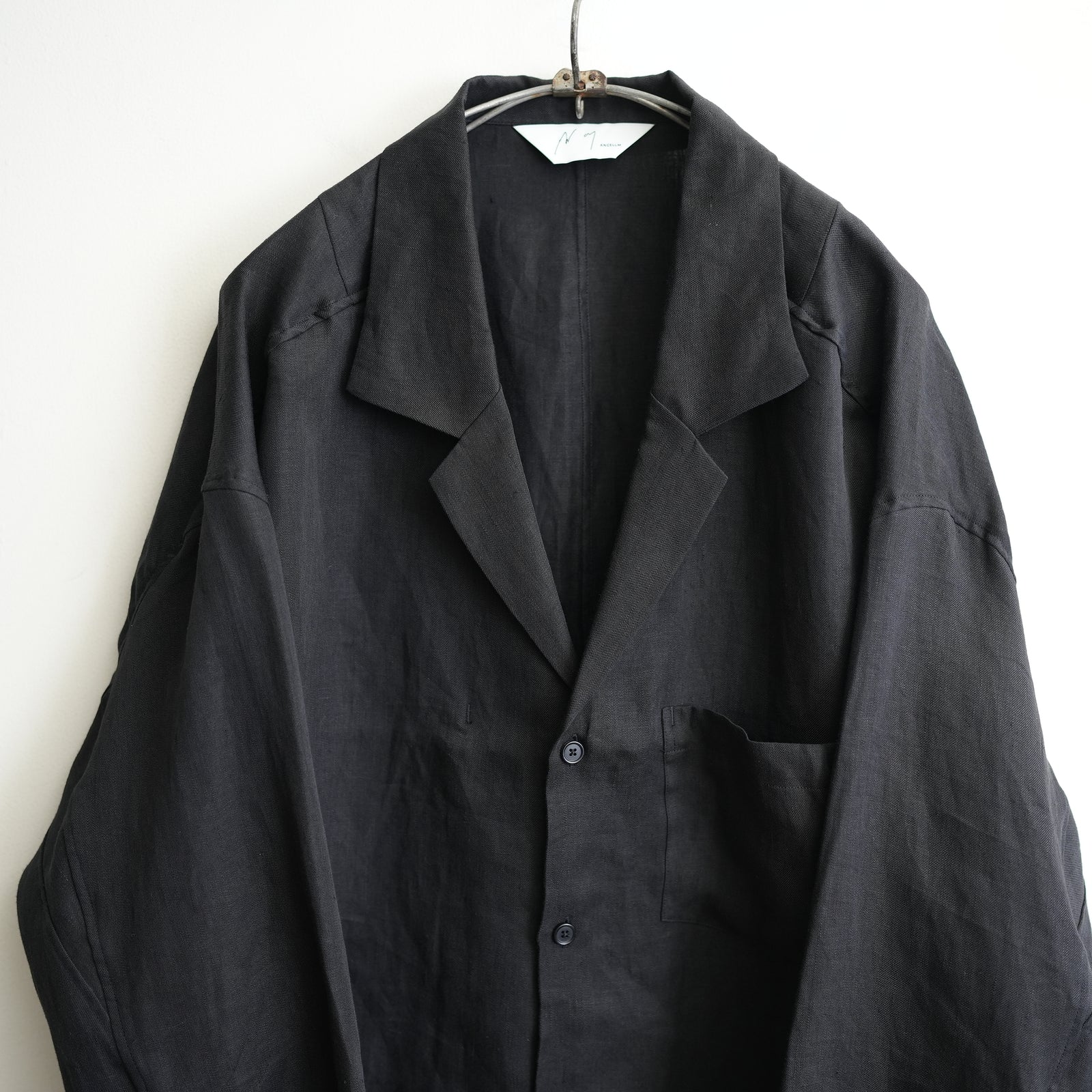 ANCELLM 100/S LINEN TAILORED SHIRT BLK – RASSEMBLE