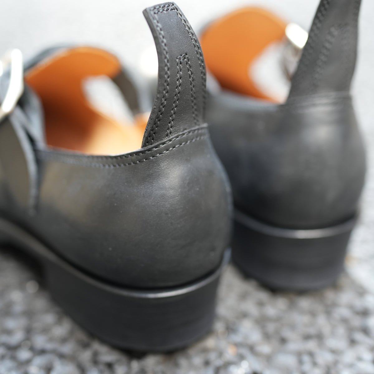 NICENESS HORSE BUTT ENGINEER SANDALS "NEWELL" BLACK