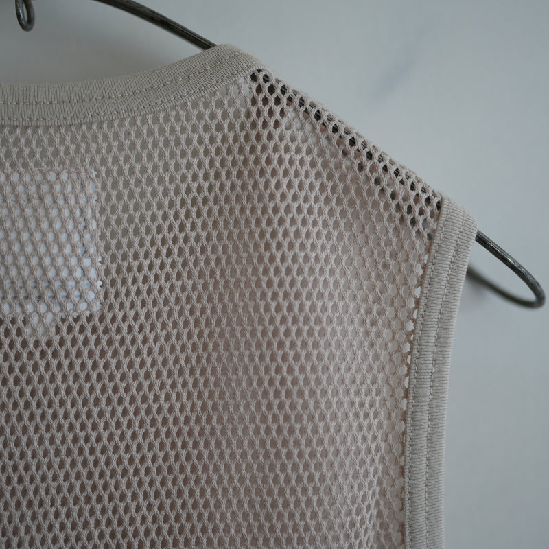 BLACKBIRD MESH TANK TOP BEIGE – RASSEMBLE
