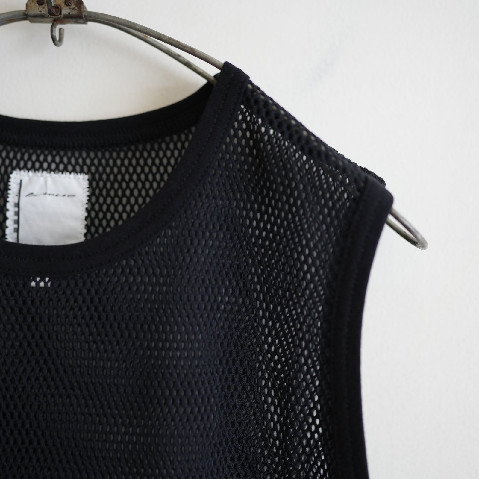 BLACKBIRD MESH TANK TOP BLACK – RASSEMBLE
