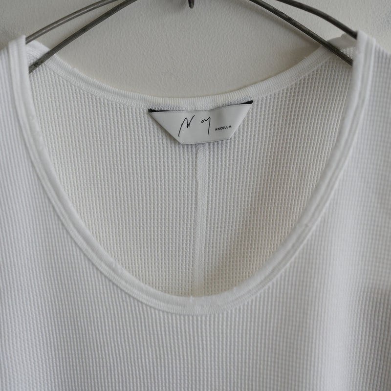ANCELLM DAMAGE WAFFLE TANK WHITE – RASSEMBLE