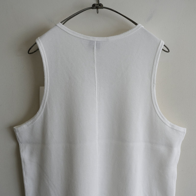 ANCELLM DAMAGE WAFFLE TANK WHITE – RASSEMBLE