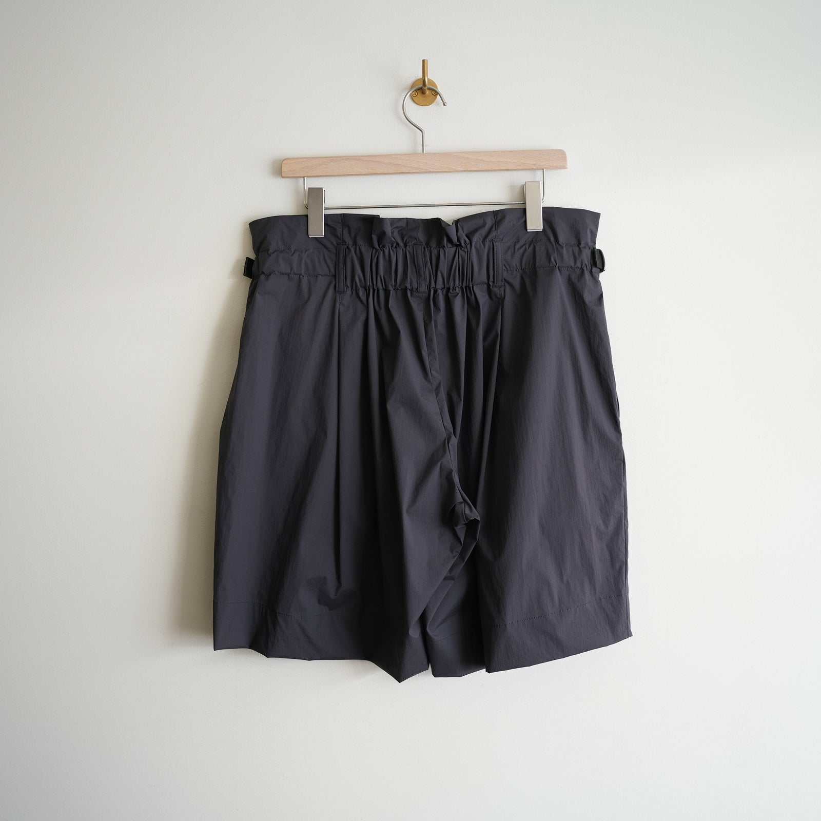 MAATEE&SONS NYLON GURKHA SHORTS CHARCOAL – RASSEMBLE