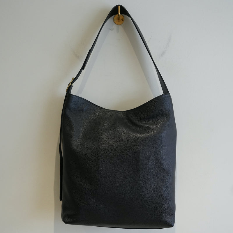 HEUGN×texnh GRAIN LEATHER UTILITY BUCKET TOTE BAG