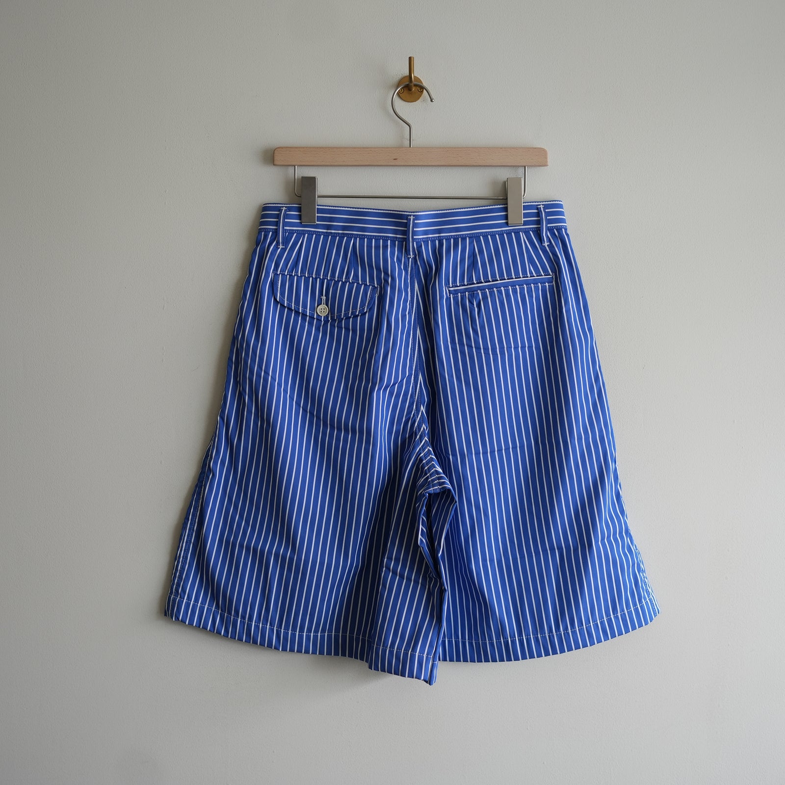 COMME des GARCONS SHIRT STRIPE 2TUCK SHORT PANTS – RASSEMBLE