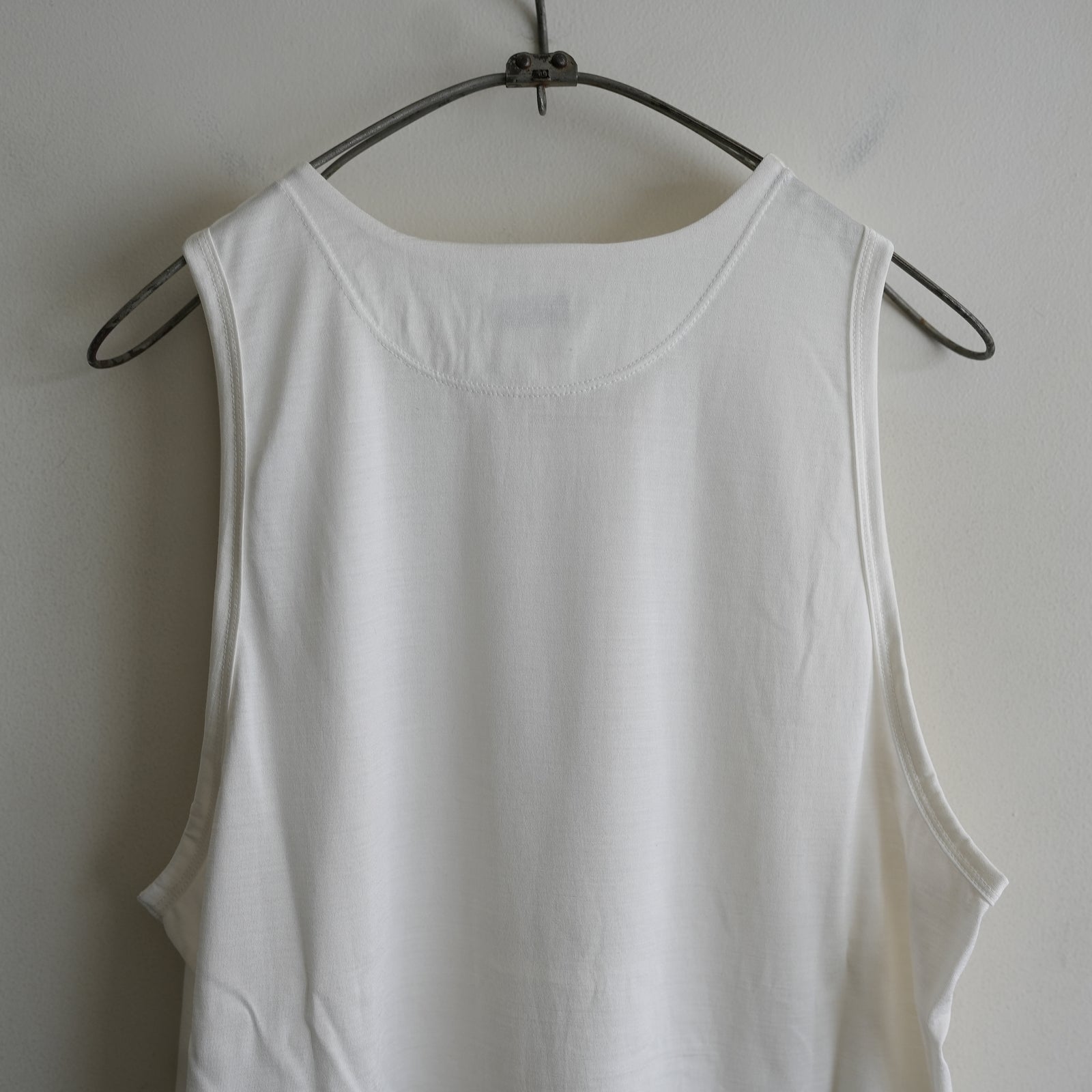 MAATEE&SONS WASHABLE SILK TANK TOP – RASSEMBLE