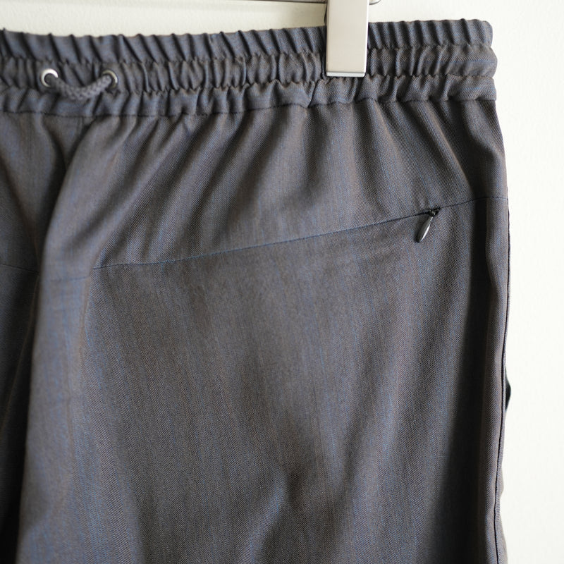 MAATEE&SONS SHORT SHORT TROUSER – RASSEMBLE
