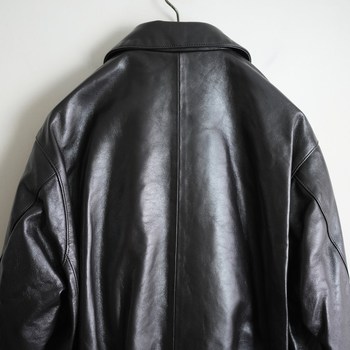 LOEFF LAMB LEATHER FLIGHT JACKET