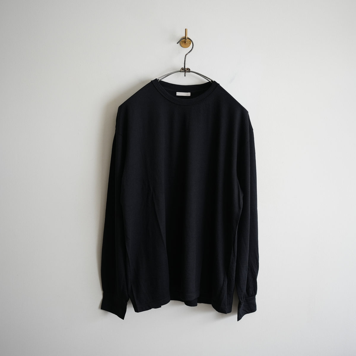 ULTERIOR PURE CASHMERE TENJIKU LS TEE BLK