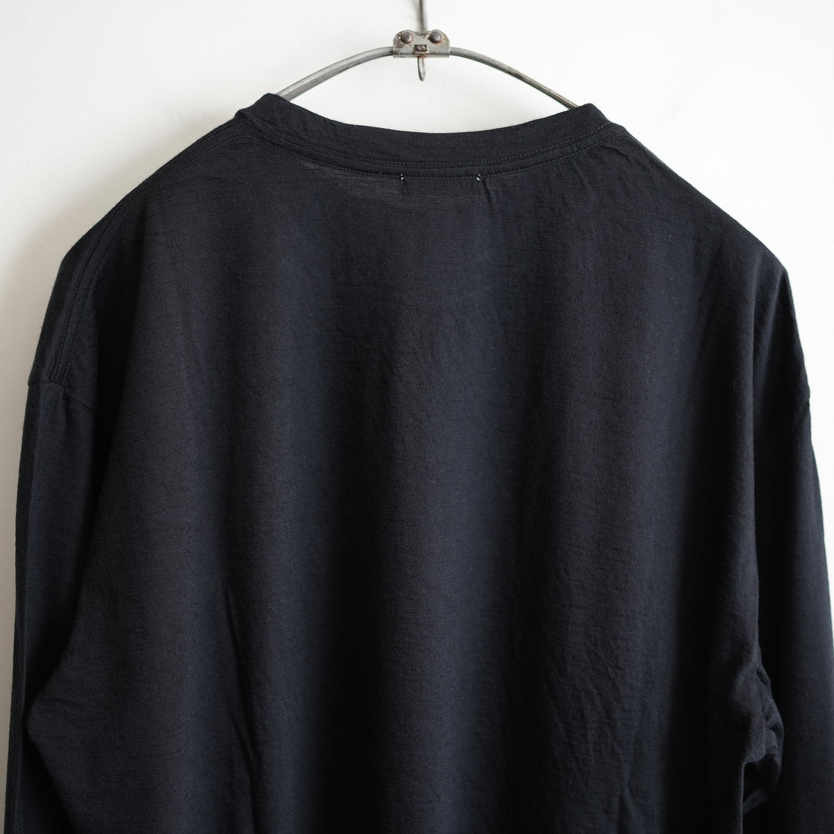 ULTERIOR PURE CASHMERE TENJIKU LS TEE BLK