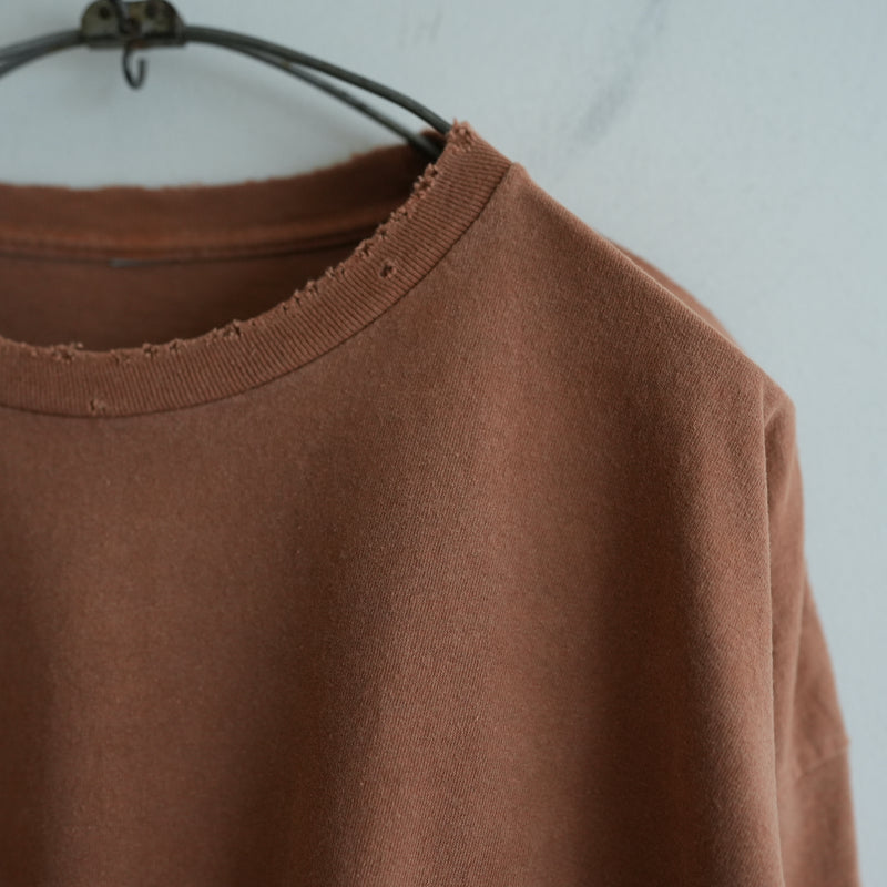 ANCELLM EMBROIDERY DYED LS T-SHIRT TERRACOTTA