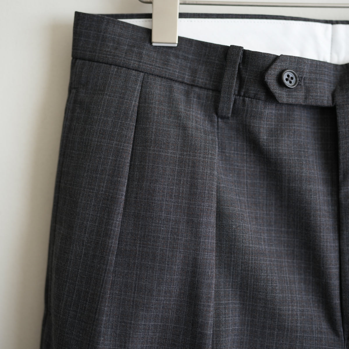 MAATEE&SONS FOREVER SLACKS CHARCOAL