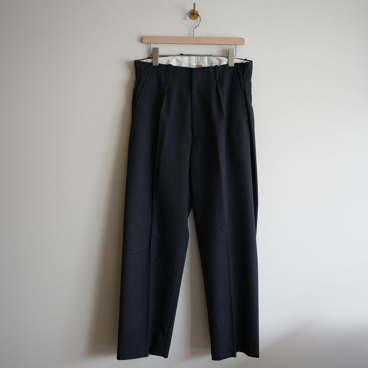 NICENESS WOOL KARSEY RESIZED SLACKS "T.DICKENS"