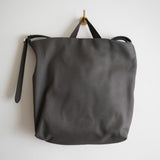 ERA. EO SHRINK RE:PIPE BAG CHOCO
