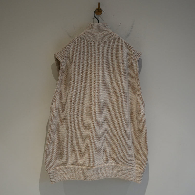 The DUFFER N NEPHEWS MELANGE DRIVERS KNIT VEST "OPIHR" ECRU