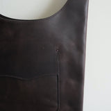 NICENESS OILED HORSE LEATHER SHOULDER BAG ”LOWE H.H”