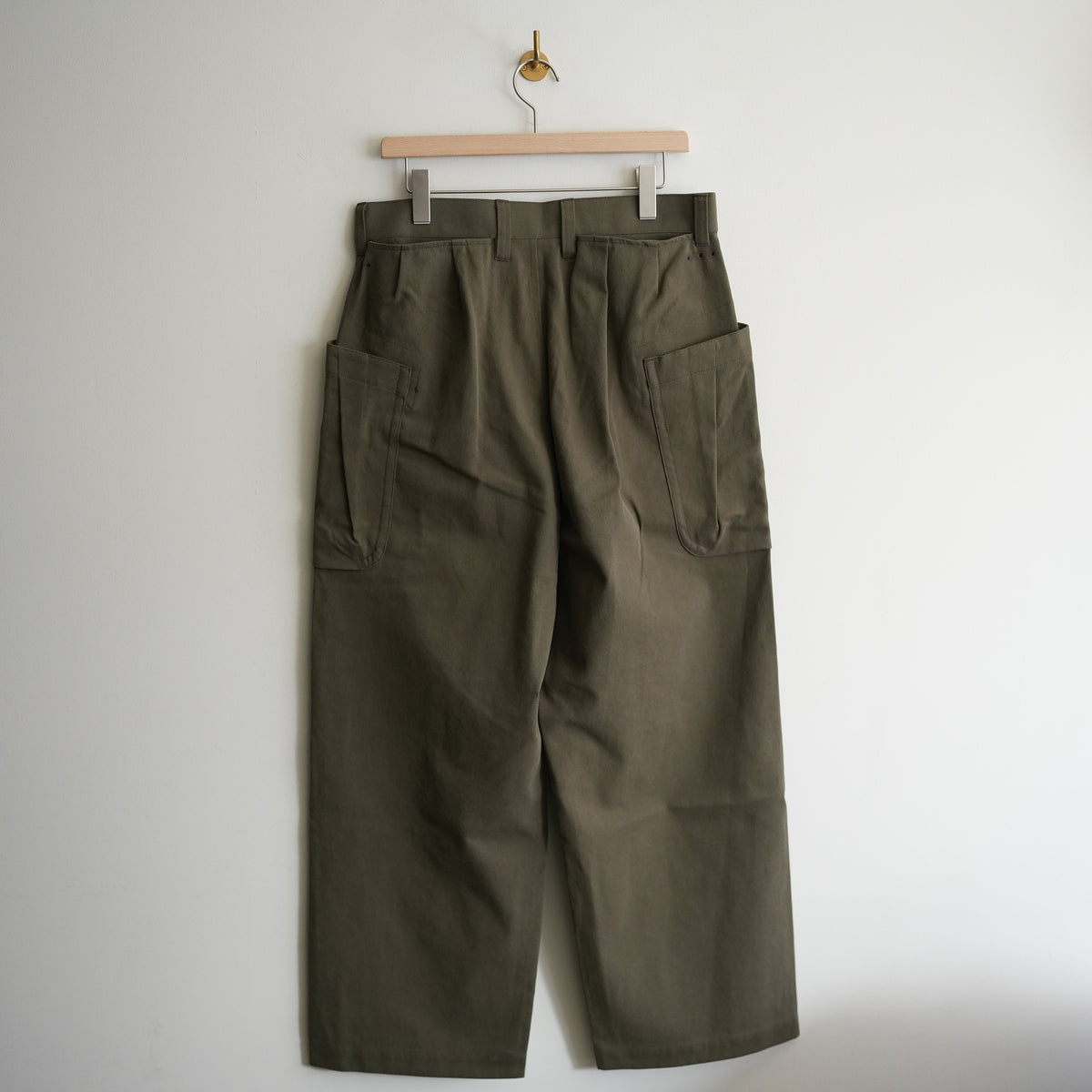 MAATEE&SONS BROKEN TWILL SAILOR 6 PANTS - KHAKI