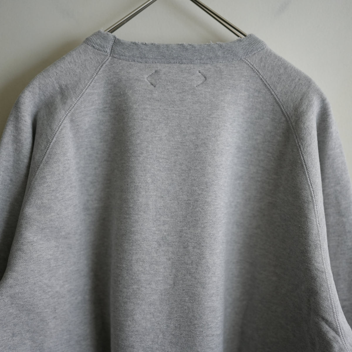 AUBERGE "NIETZCHE" CREW NECK SWEAT