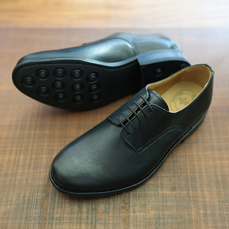 SCHUH-BERTL PLAIN TOE OXFORD