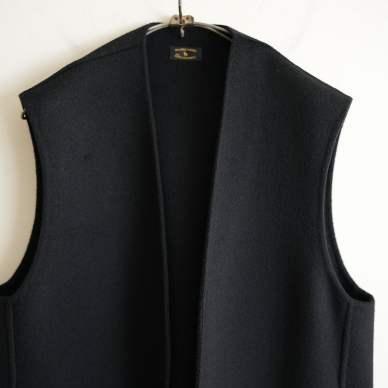 MAATEE&SONS CASHMERE REVER VEST