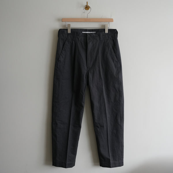 YOUTH OF THE WATER COTTON GABARDINE TAPERD TROUSERS