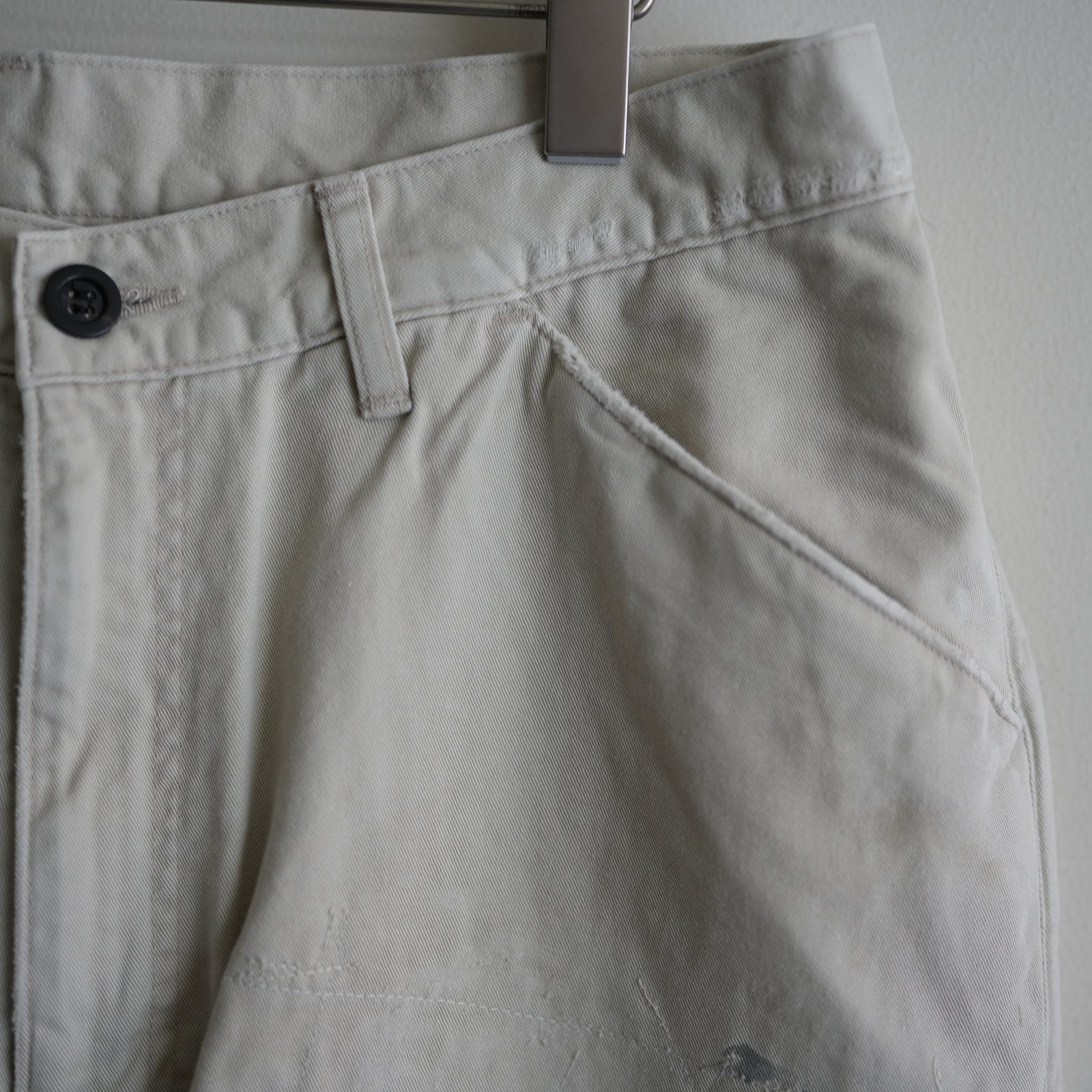 ANCELLM REMAKE WIDE CHINO TROUSERS BEIGE – RASSEMBLE