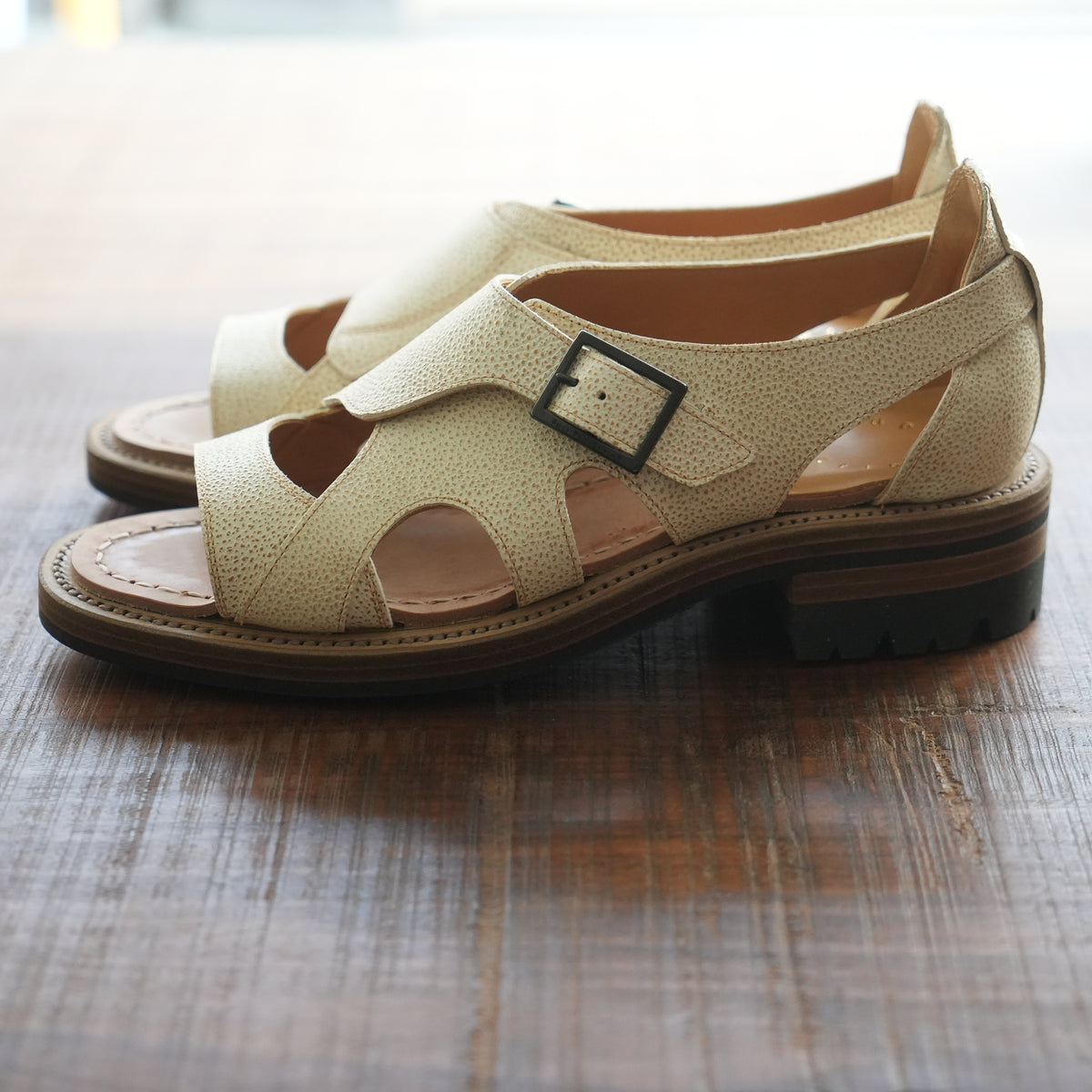 Post Production HUNT SANDALS WHITE