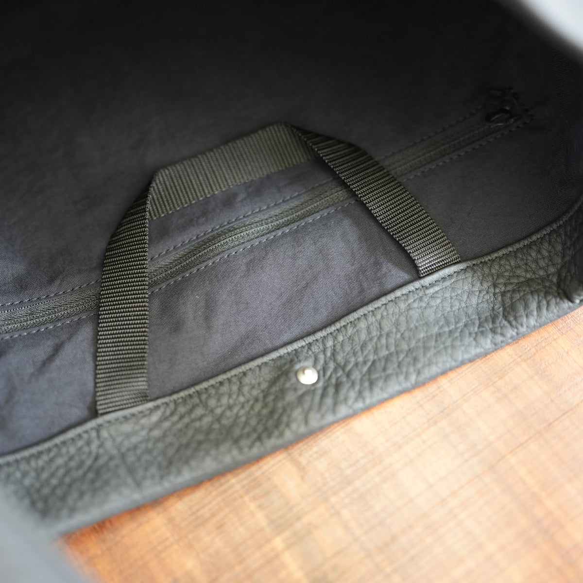 ERA. EO SHRINK RE:PIPE BAG BLK