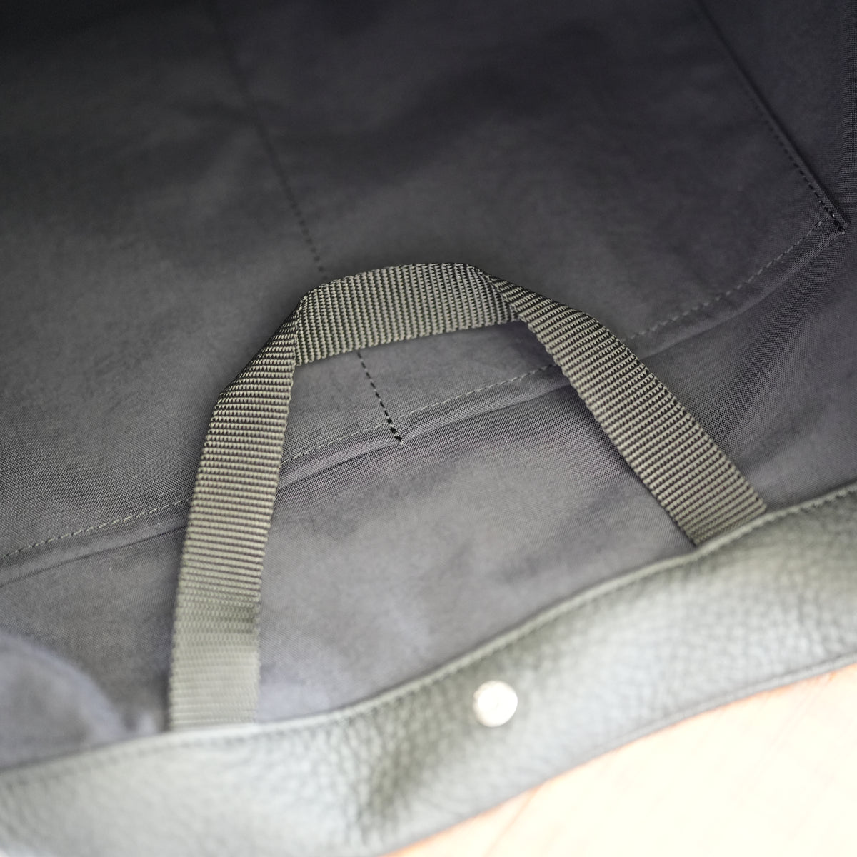 ERA. EO SHRINK RE:PIPE BAG BLK