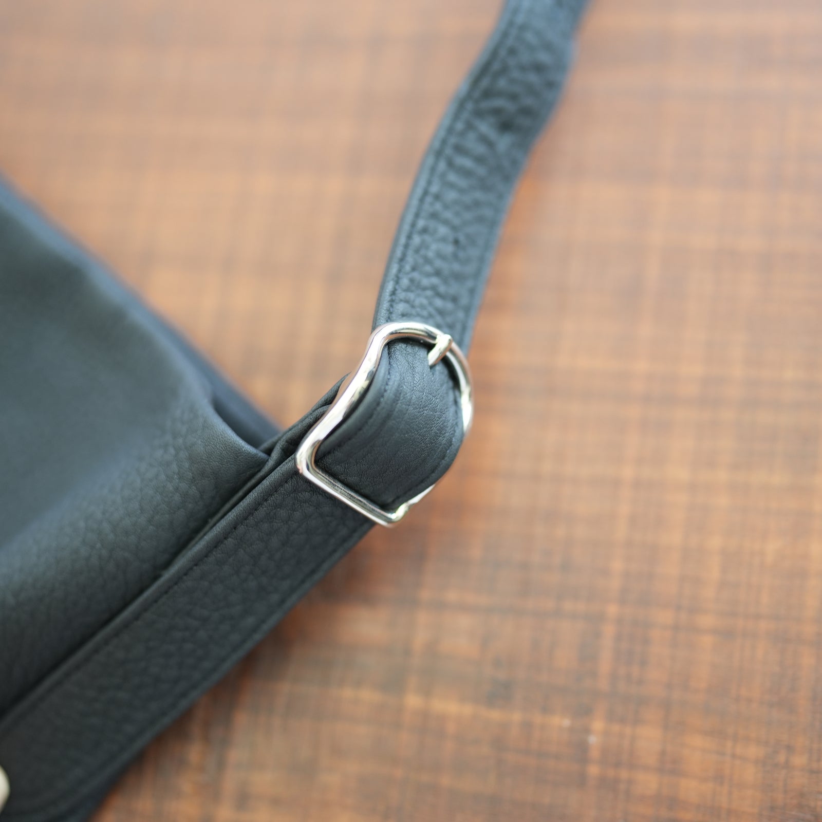 ERA. EO SHRINK RE:PIPE BAG BLK – RASSEMBLE