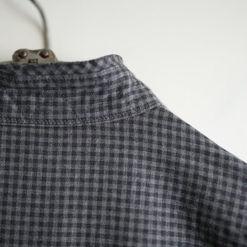 BLACKBIRD cut off collar shirt check