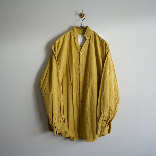 BLACKBIRD cut off collar shirt yellow