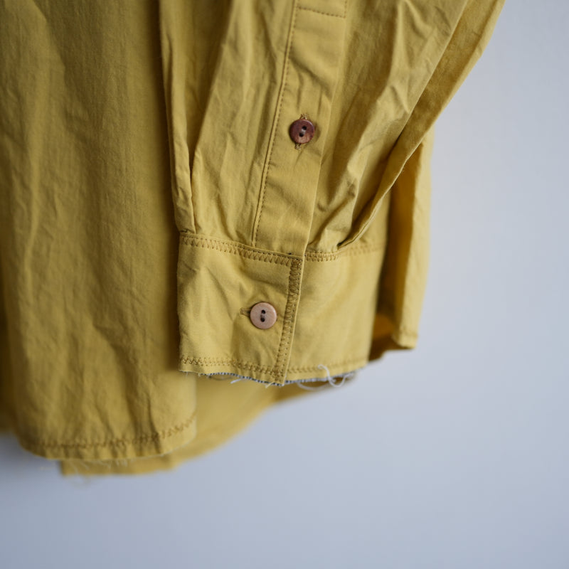 BLACKBIRD cut off collar shirt yellow