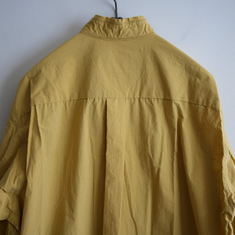 BLACKBIRD cut off collar shirt yellow