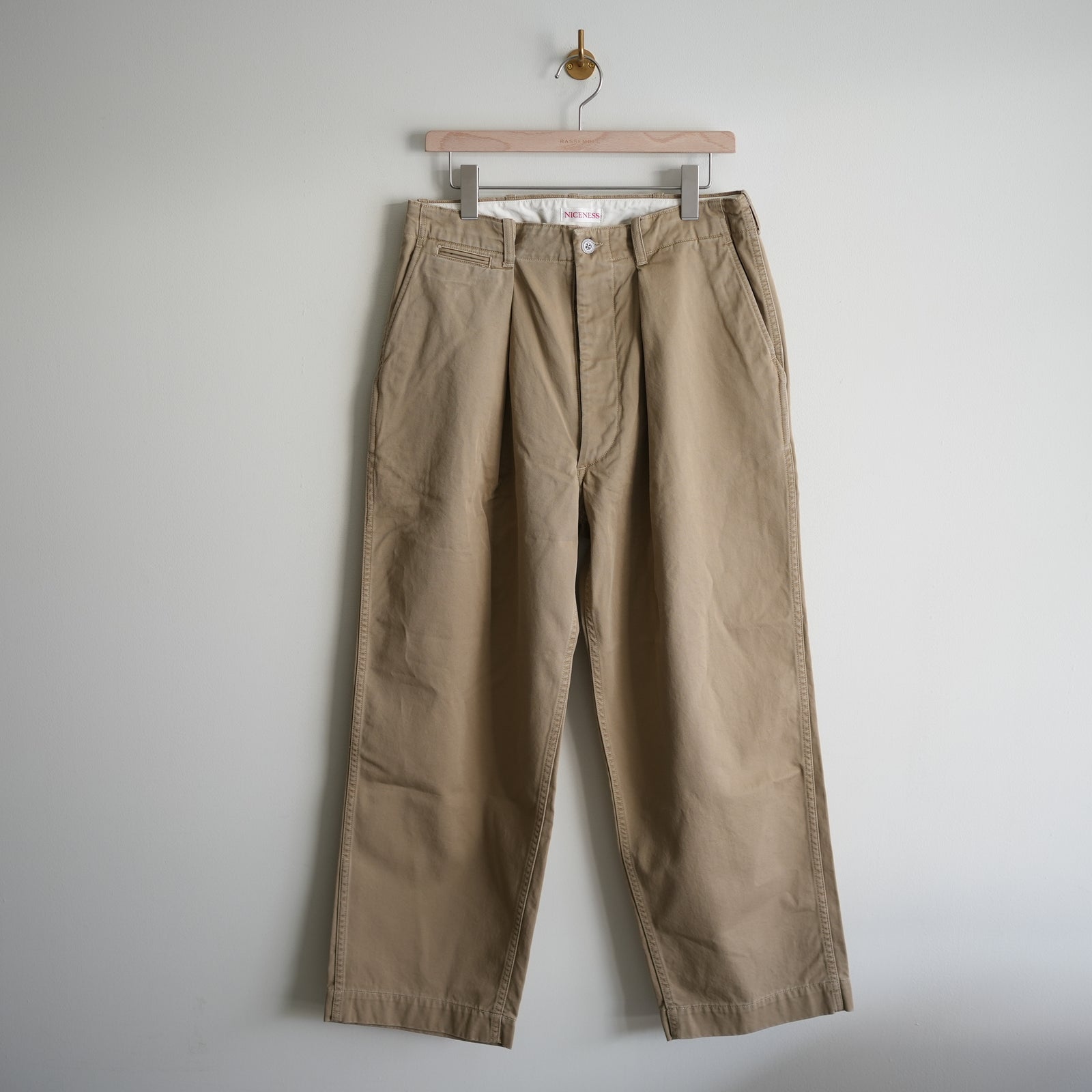 パンツ NICENESS ALBARN NICENESS AGED-EFFECT CHINO RESIZED CHINO TROUSERS 
