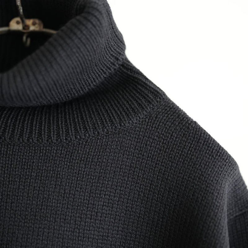 HEUGN CASHMERE TURTLE NECK SWEATER "Martin"