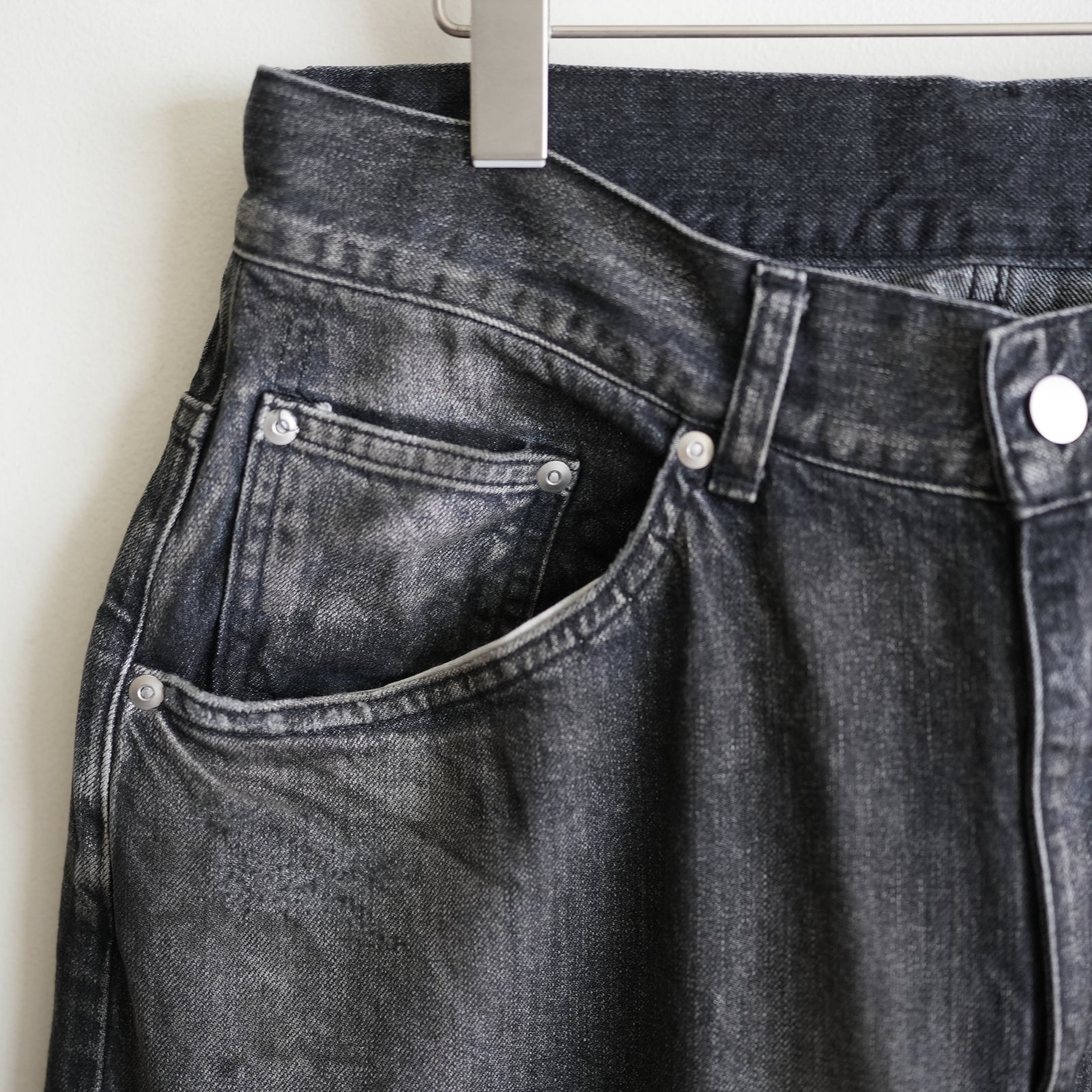 ANCELLM #02 AGING01 DENIM PANTS BLACK – RASSEMBLE