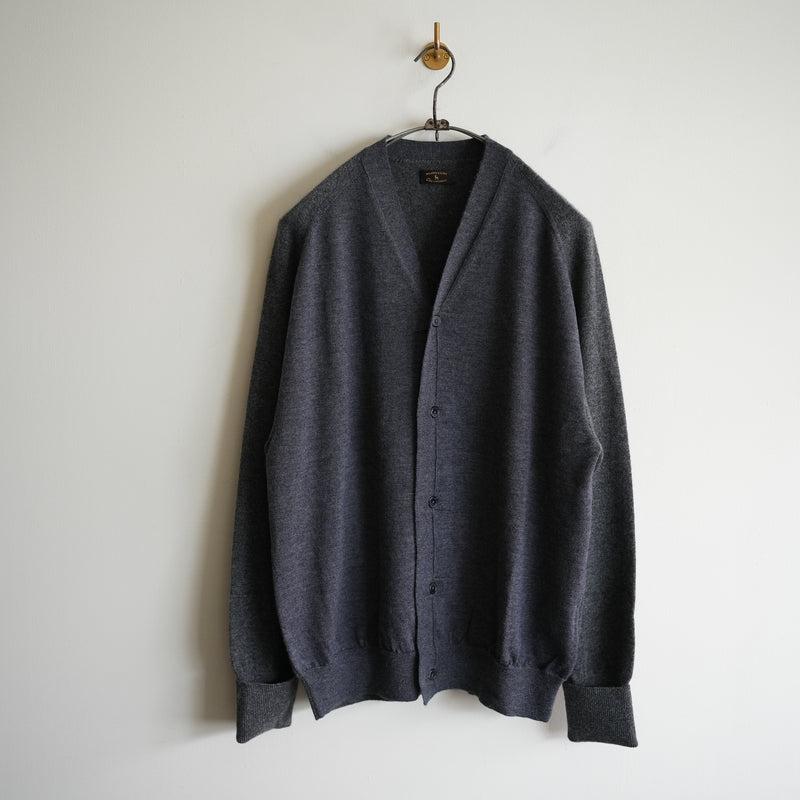 MAATEE&SONS CASHMERE COMBI V CARDIGAN CHARCOAL