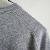 MAATEE&SONS CASHMERE COMBI CREW NECK SWEATER GRAY