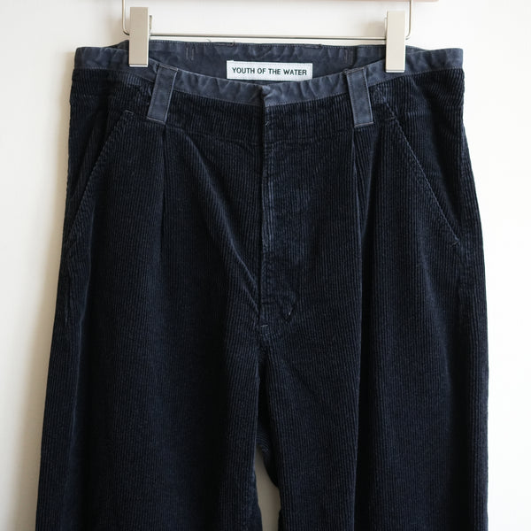 YOUTH OF THE WATER CORDUROY 1-TUCK TROUSER